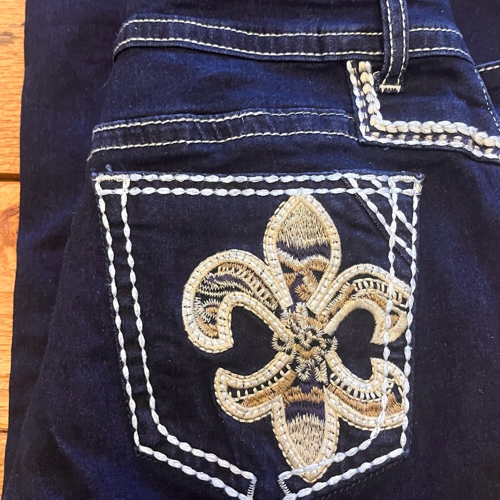 Women's Blue Embroidered Jeans